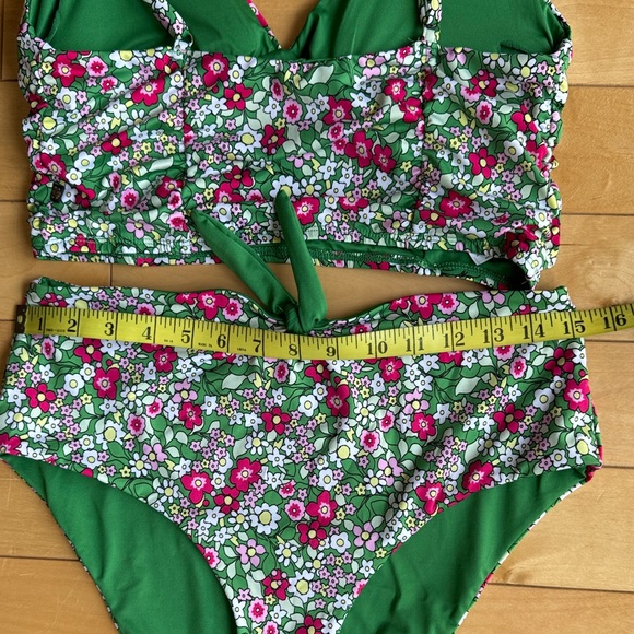 La Vie En Rose Green and Pink Floral Bikini - Picture 7 of 8